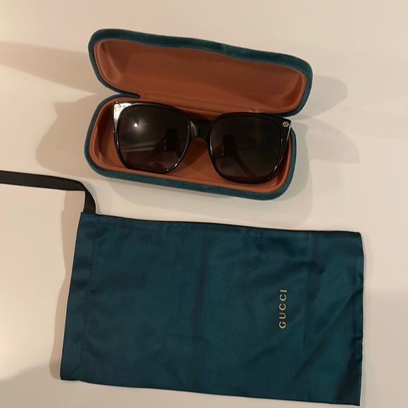 Gucci 57 mm square gradient sunglasses